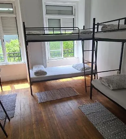 Bagetti Hostel *